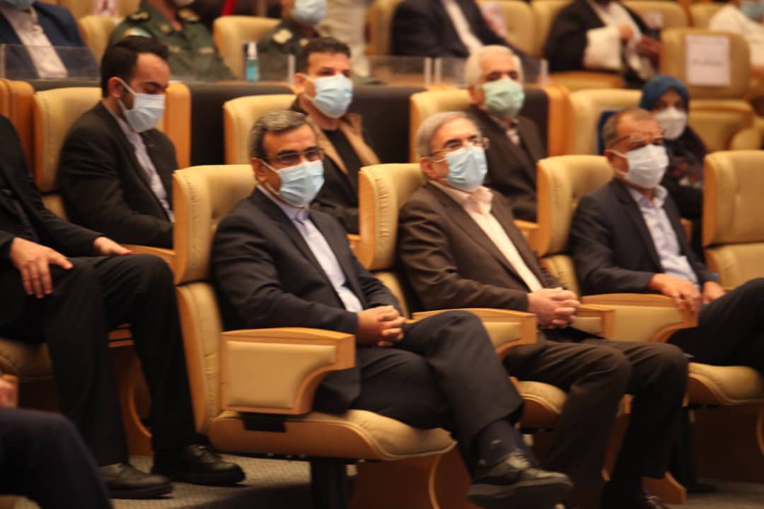 هم اکنون مراسم تودیع مدیرعامل سابق و معارفه سرپرست سازمان منطقه آزاد کیش 