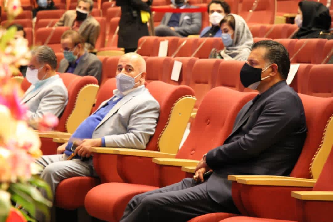 حضور علی دایی در مراسم جشن پایان سال پارسینه