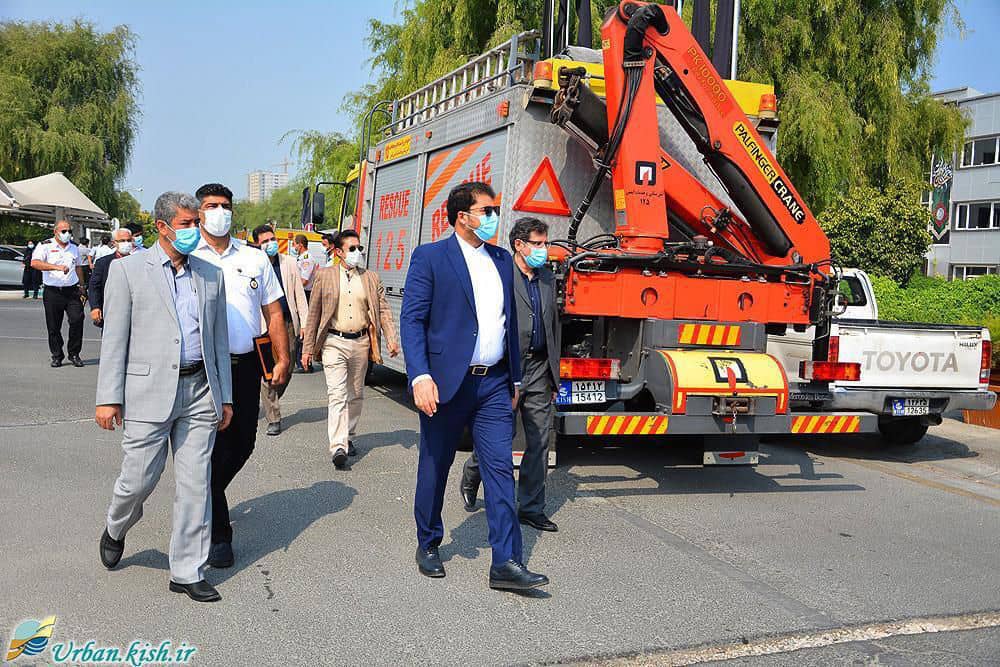 تجهیز آتش نشانان کیش به لوازم جدید حفاظت فردی