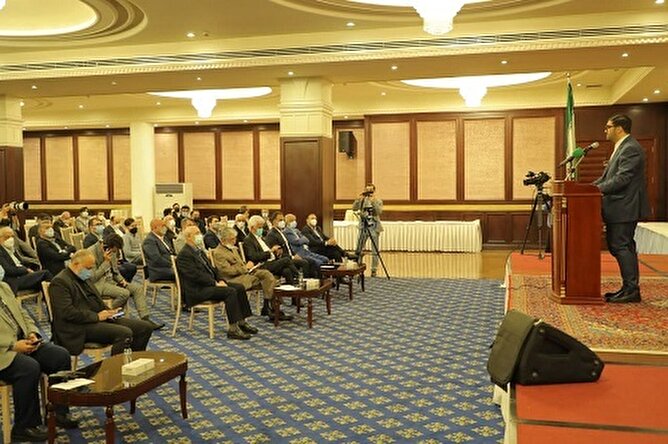 درخواست صنعتگران، بازرگانان و اصناف برای کاندیداتوری سید ابراهیم رئیسی: برای نجات صنعت و اقتصاد به‌پا خیزید